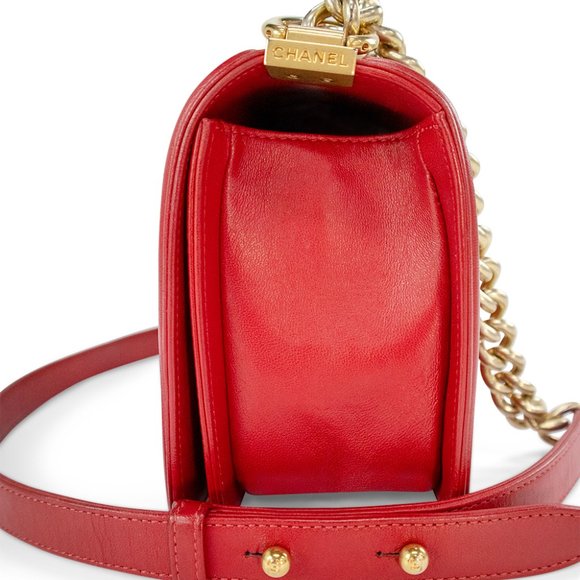 Chanel Boy Bag Red With Gold Hardware - Picture 2 of 10